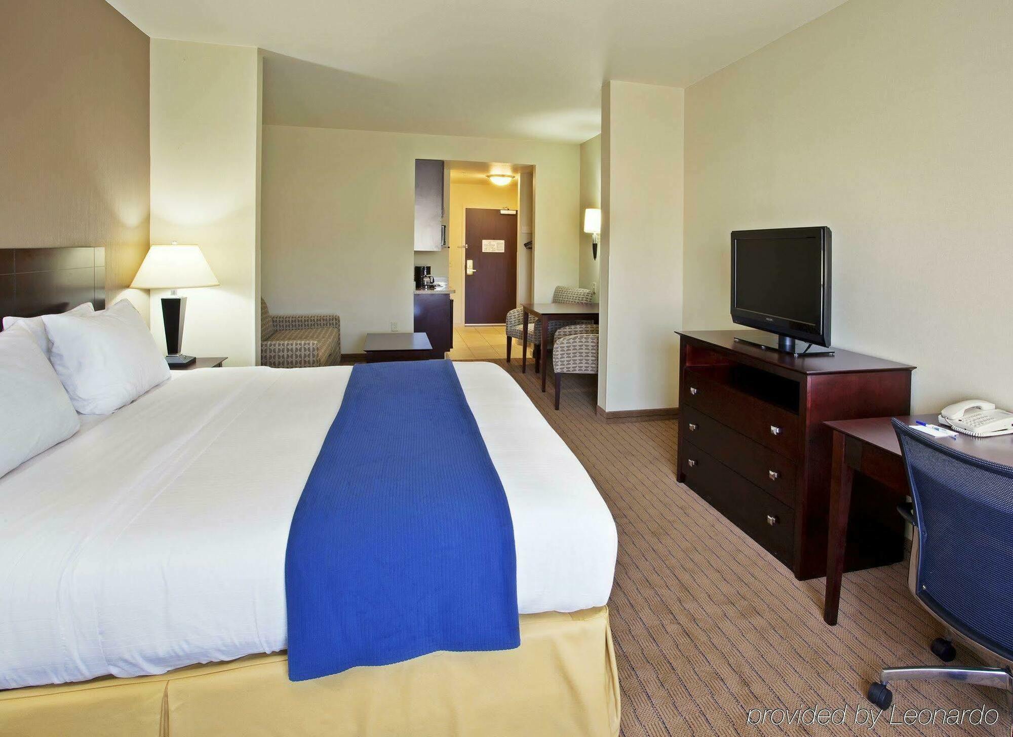 Holiday Inn Express Hotel & Suites Napa Valley-American Canyon By Ihg Экстерьер фото
