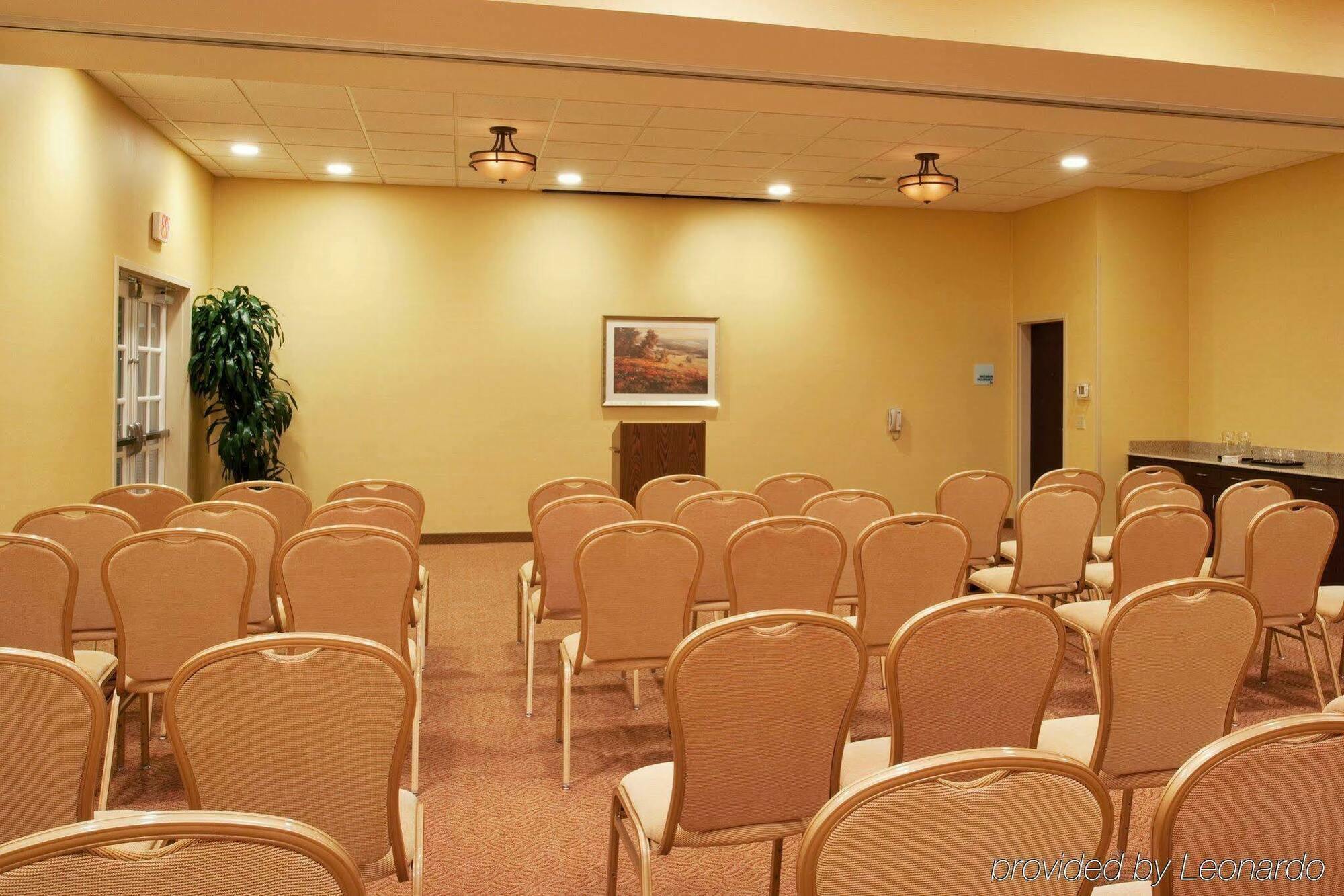 Holiday Inn Express Hotel & Suites Napa Valley-American Canyon By Ihg Экстерьер фото